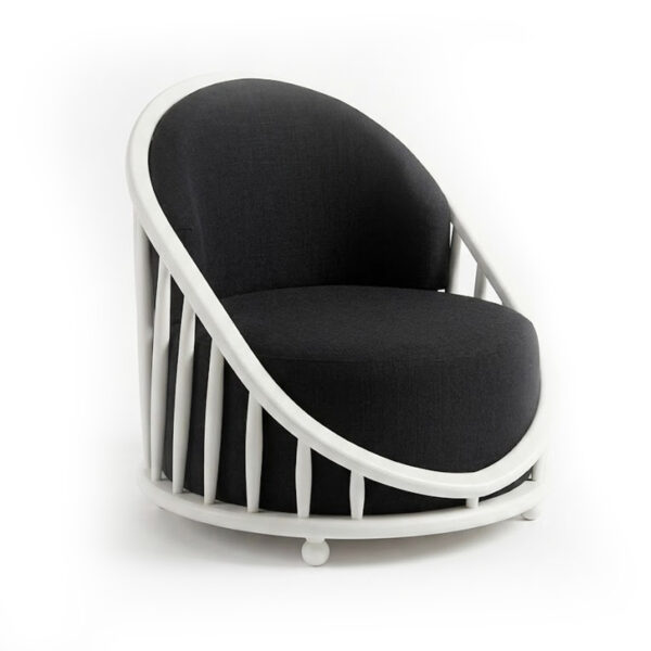 CurveNest Chair